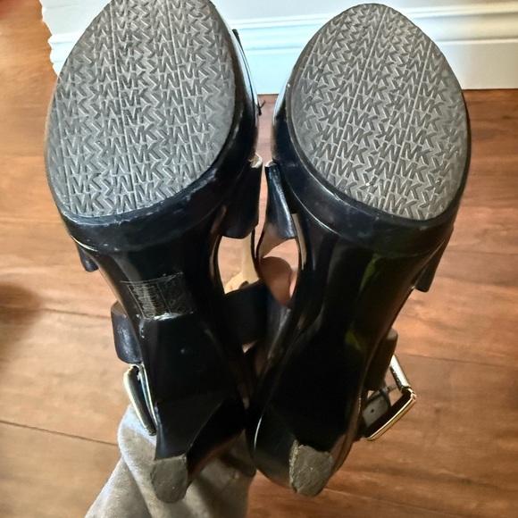 Michael Kors Carla Black Leather Platform Sandals-Size 8.5-Sexy, Black Tie - Picture 8 of 16
